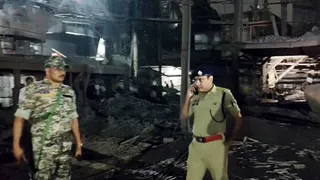 उरला की फैक्ट्री दुर्घटना के बाद सख्त कार्रवाई, मृतक श्रमिकों के कंपनी प्रबंधन द्वारा परिजनों को 30-30 लाख रुपये का मुआवजा देने पर सहमति