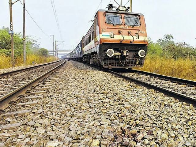कोयला गलियारे की क्षमता बढ़ाने के लिए 755 करोड़ रुपये की चांपा-कोरबा तीसरी रेल लाइन परियोजना को मंजूरी